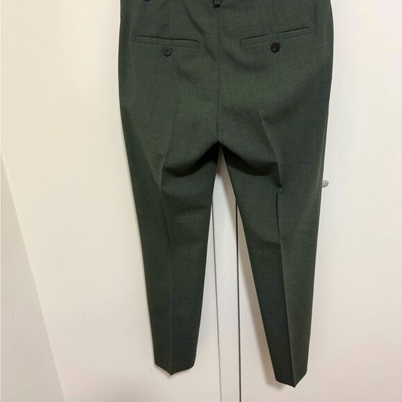 Theory Stretch Wool Slim fit Woman’s Ankle Length Trouser. Green. Size 00. - Picture 2 of 7